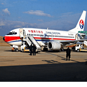 阿尔山航空托运航空快运业稳步发展的原因是什么？